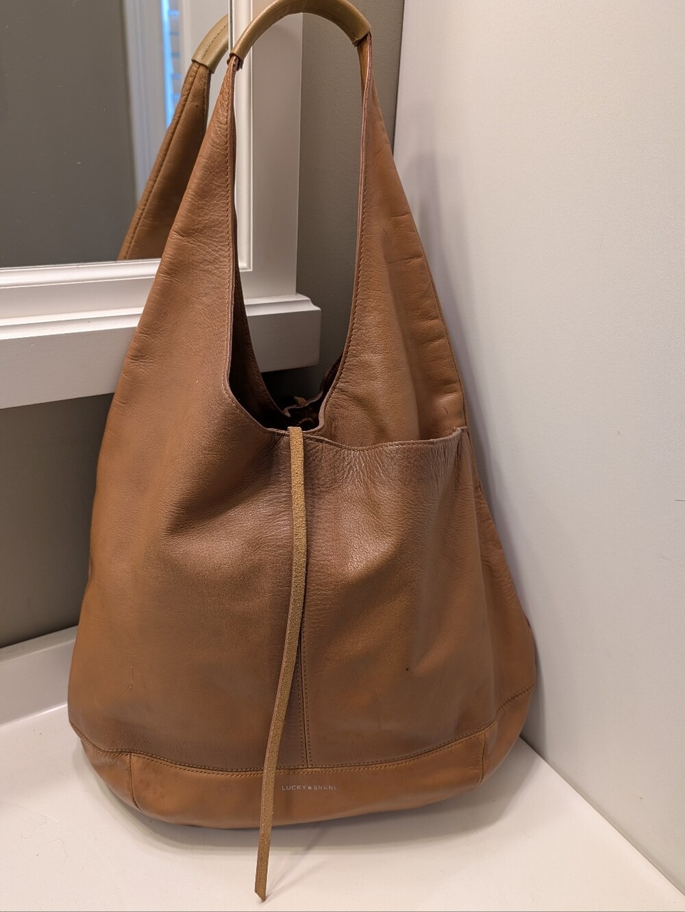 🤎 Vintage Lucky Brand Mia Classic Leather Hobo Shoulder Satchel Bag in Cognac - Picture 2 of 16